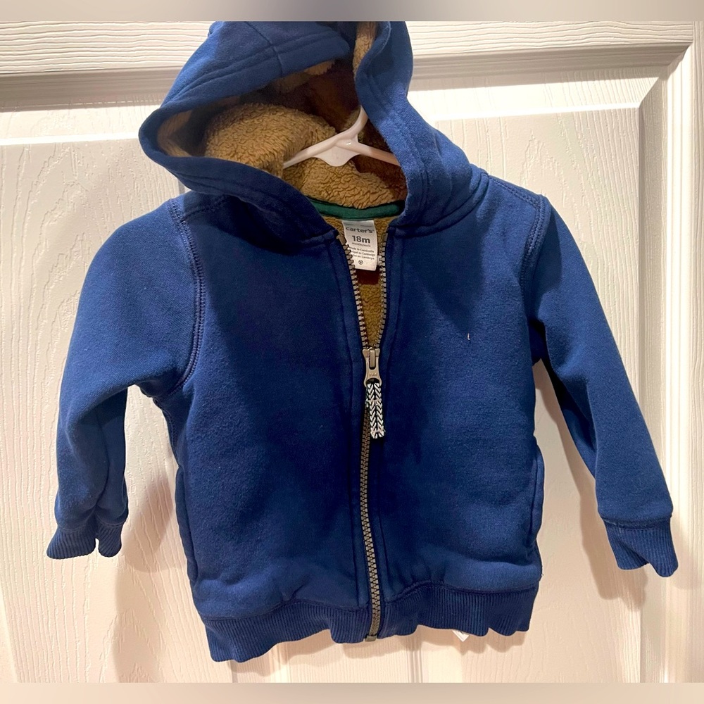 Carters baby sweatshirt hoodie. Navy Blue hoodie. Sherpa 18 months hoodie